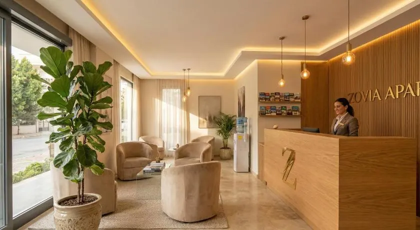 Zovia Hotel - Image 1