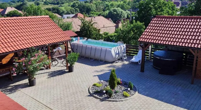 Farkaslaki Panoráma Vendégház - Image 1