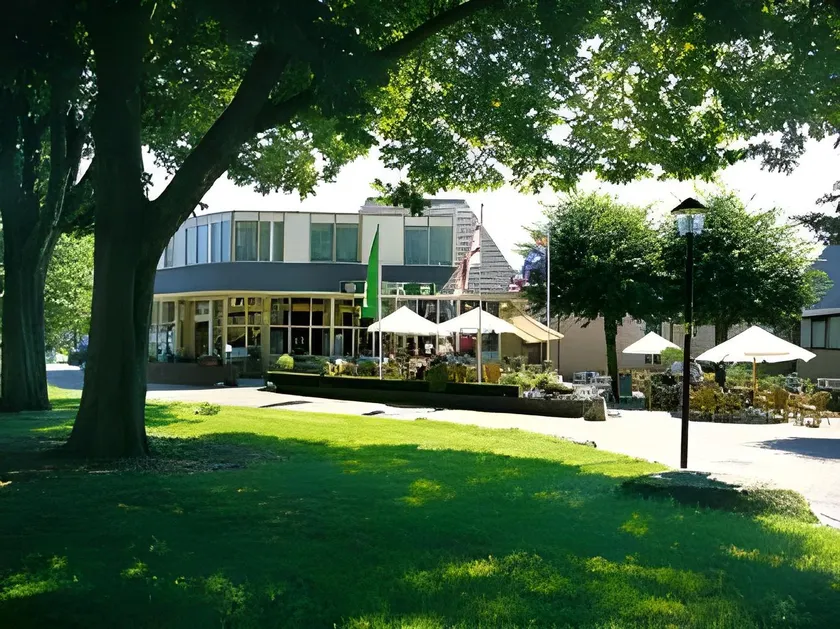 Hotel Kuik - Image 1