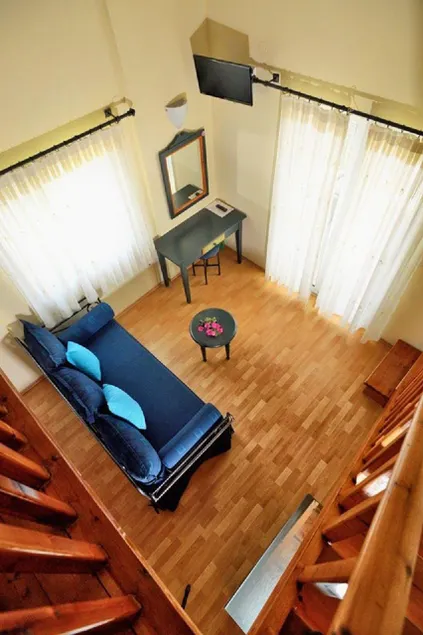 Studio Nikiti Beach - Image 1