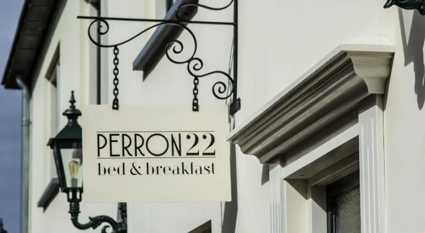 B&B Perron 22 - Image 1