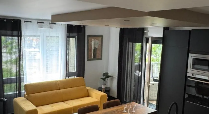 Garden Suite Toulouse - Image 1