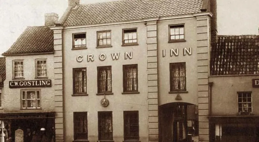The Crown Fakenham - Image 1