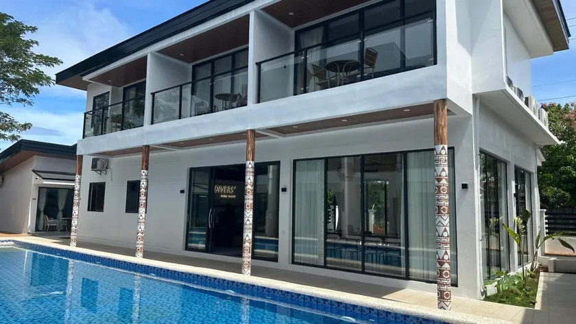 Diver's home resort - Image 1