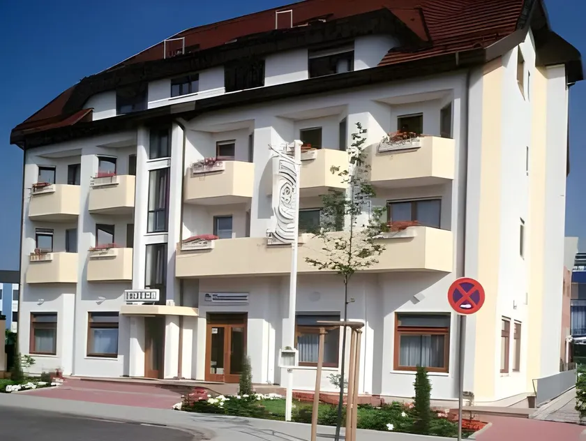 Hotel am Exerzierplatz - Image 1