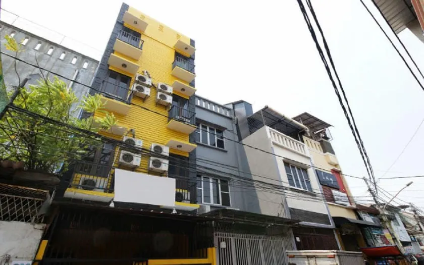 Kamar Keluarga Mangga Besar Syariah - Image 1