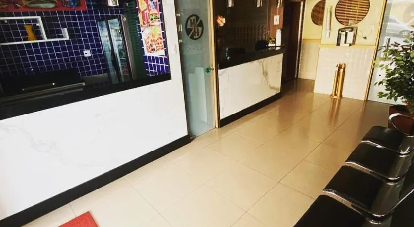 Hotel Hallas - Image 1