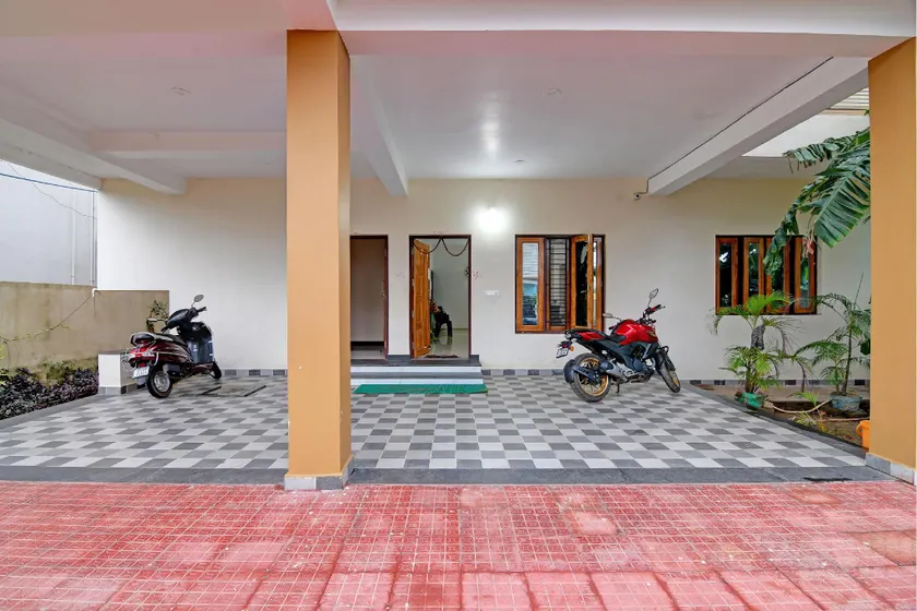 Hotel O Swiss Stay - Image 1