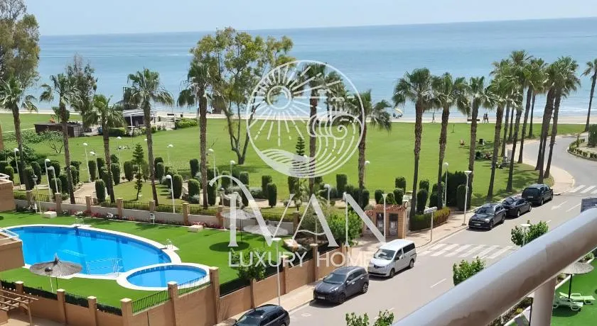 Casa Nais Ivan Luxury Homes 9ªPlta Sur 1ªLínea - Image 1