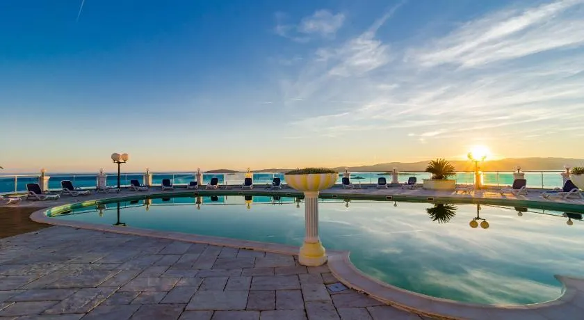 Hotel Pansion Villa Antonio - Image 1