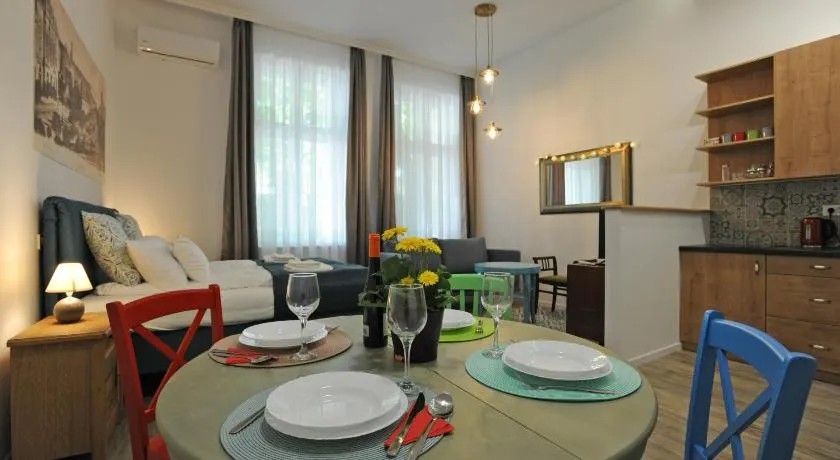 M37 Apartman - Image 1
