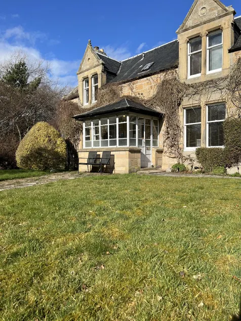 St Duthus Villa Guesthouse - Image 1