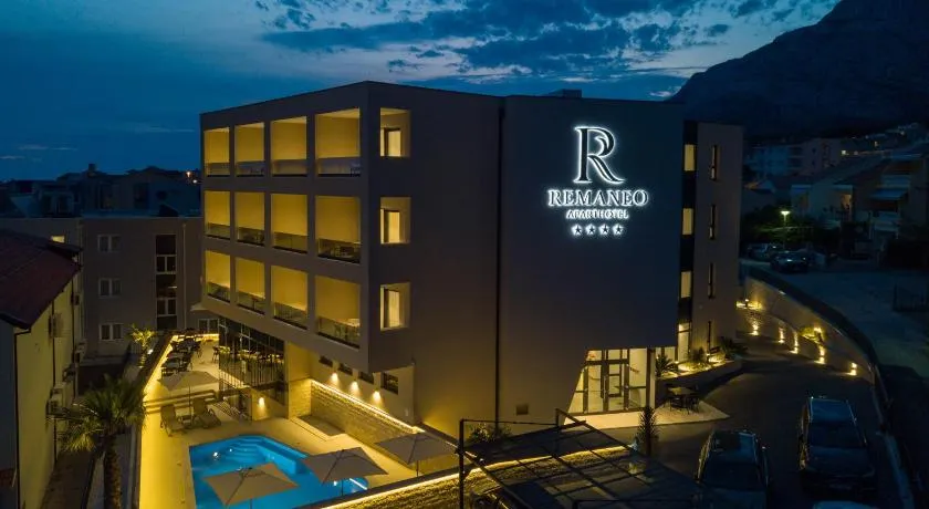 Remaneo Aparthotel - Image 1
