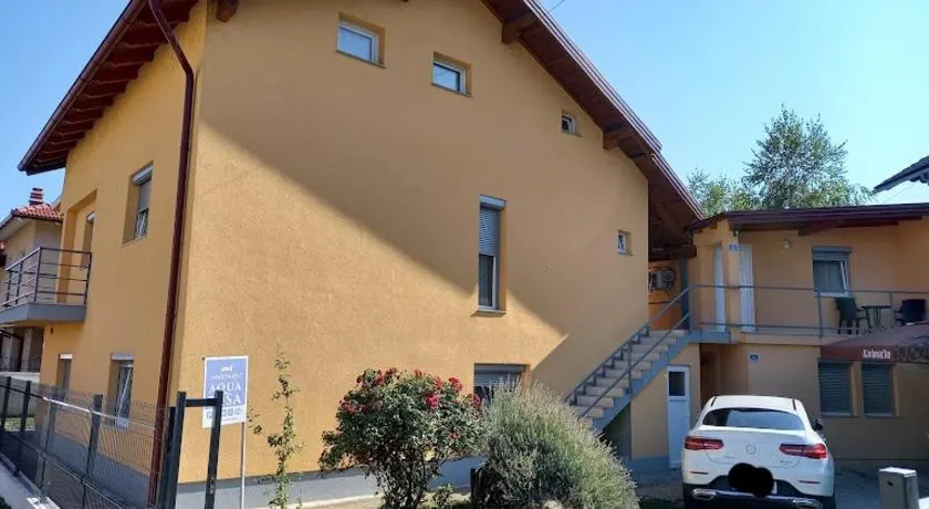 Apartments Aqua Resa - Image 1