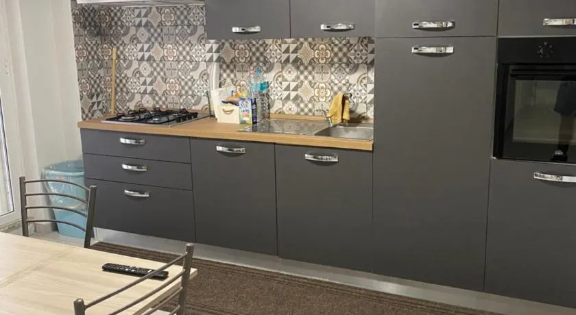 Apartament house - Image 1