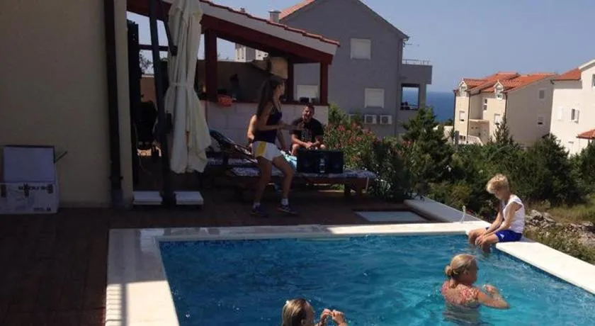 Villa royale 1 with pool - Image 1