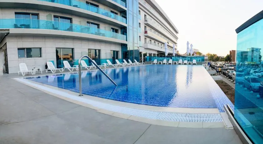Hotel Union - Image 1
