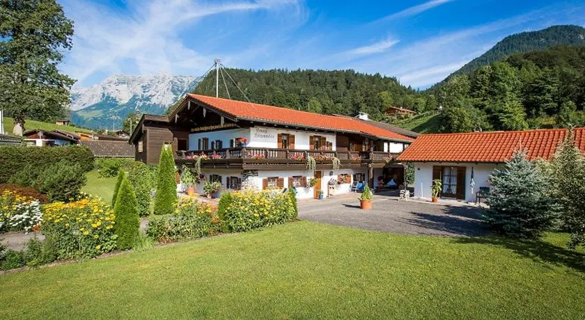 Gästehaus Hösmader Ferienwohnungen - Image 1