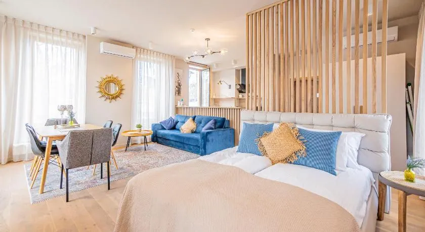 Tamara Suites & Apartments - Image 1