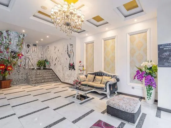 YunyiBoutique Theme Hotel (Sanyang Plaza) - Image 1