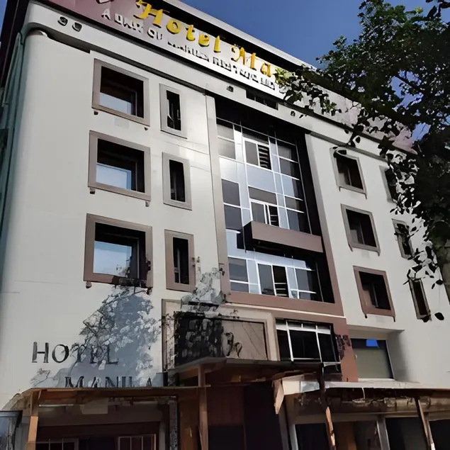 Hotel Manila - Image 1