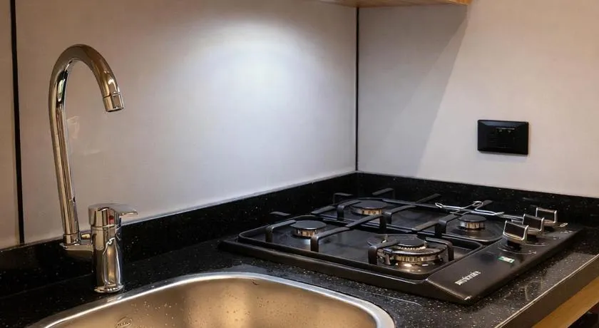 Luxury Studio 2 Beds Netflix Few Steps From MSA University Free Wi-Fi 6th October City - Image 1