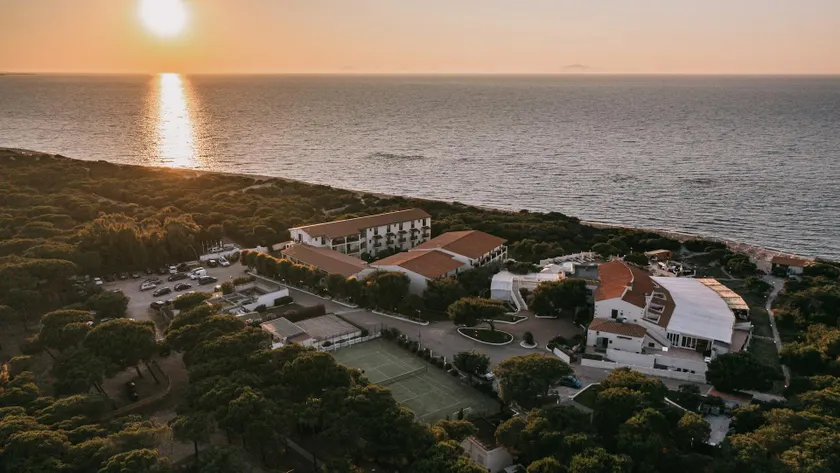 MClub Del Golfo - Image 1