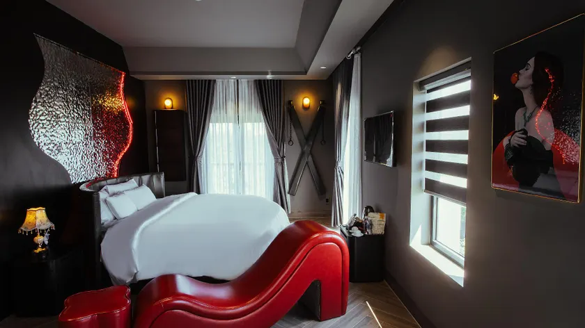 One and Only Hotel - Đức Trọng - Image 1