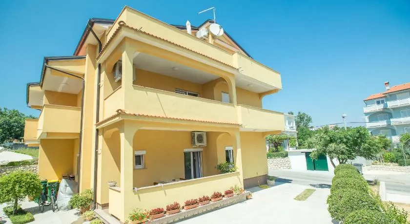 Apartments Meri - 1 - Image 1