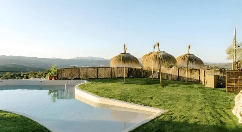 Glamping boutique bajo las estrellas - Image 1