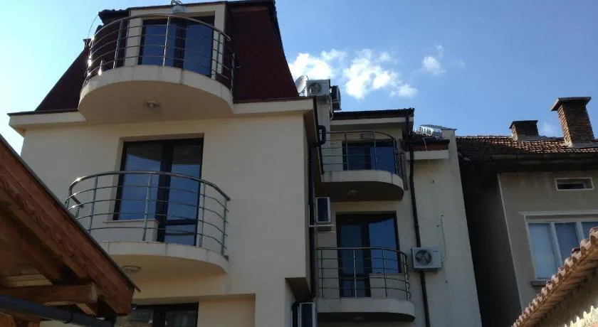 Guest House Luchi - Image 1