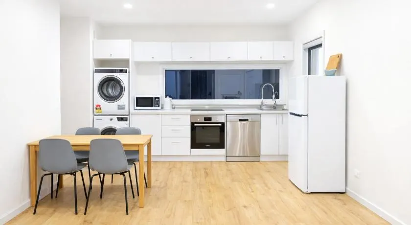Cosy Granny flat in Epping - Image 1