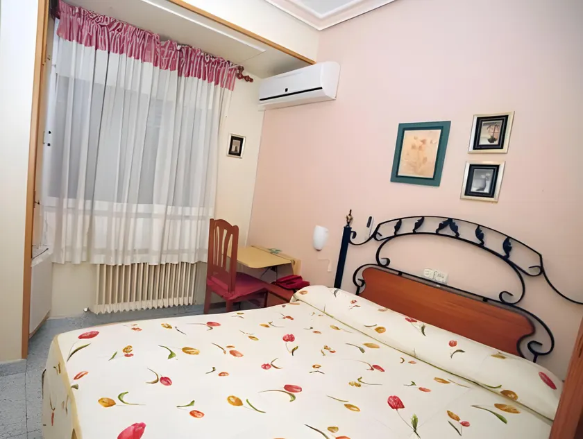 Pension San Jose - Image 1