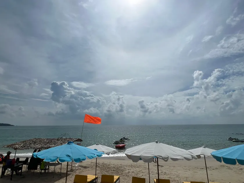 Pi3 Beach Resort - Image 1