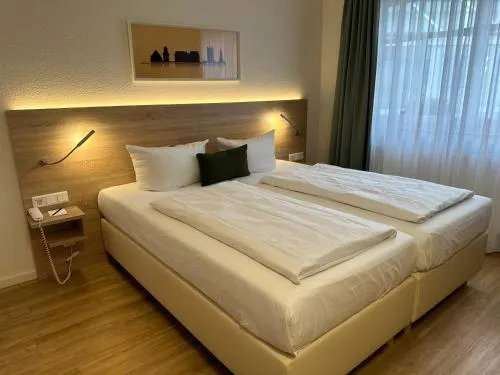 Hotel Bronnbacher Hof - Image 1