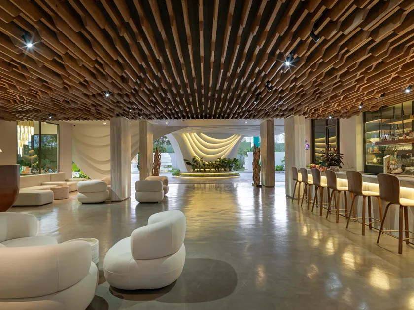 La Green Hotel & Residence - Image 1