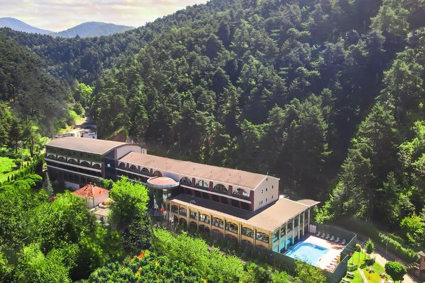 Sarot Termal Park Resort & Spa - Halal Hotel - Image 1
