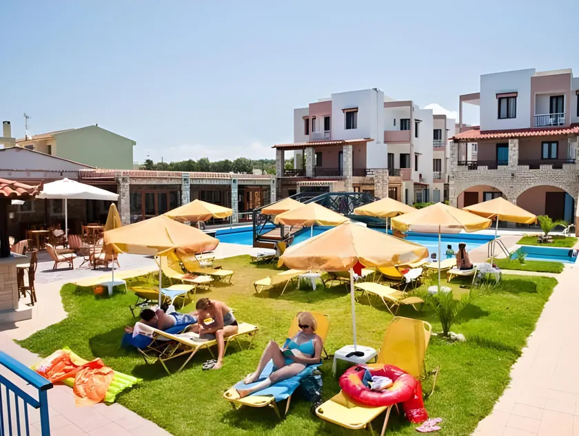 Ekavi Hotel - Image 1