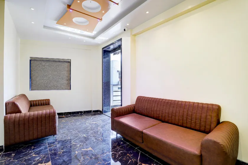 Hotel Royal Plus - Image 1