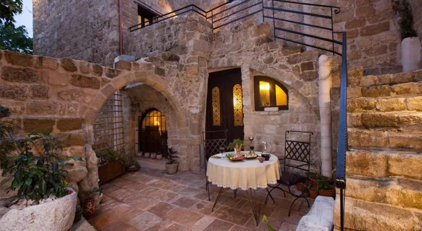 Porolithos Boutique Hotel - Image 1