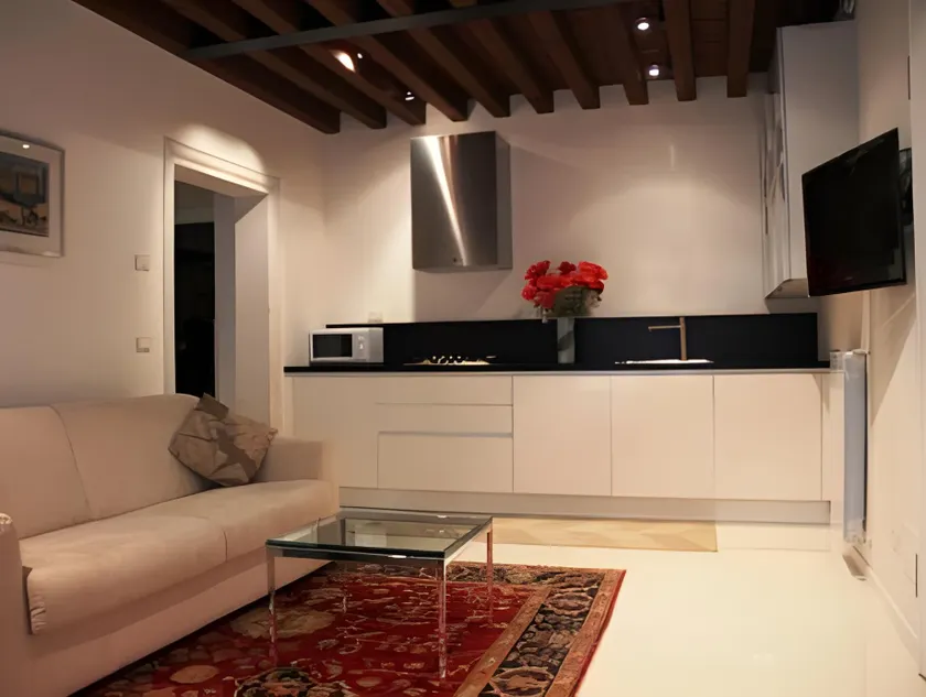 Sarai Apartments - Image 1