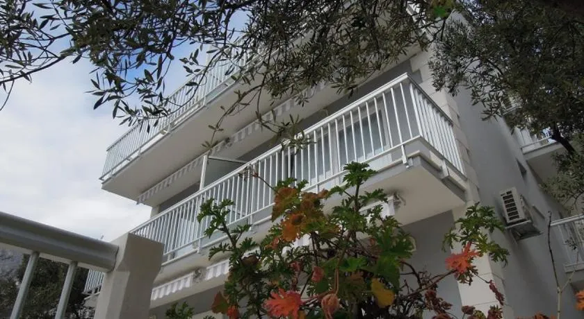 Apartments Tina - Image 1