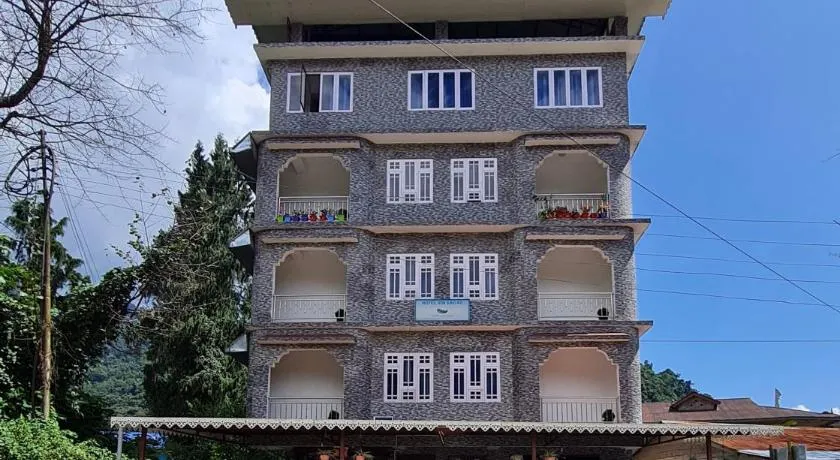 Hotel Himsagar - Image 1