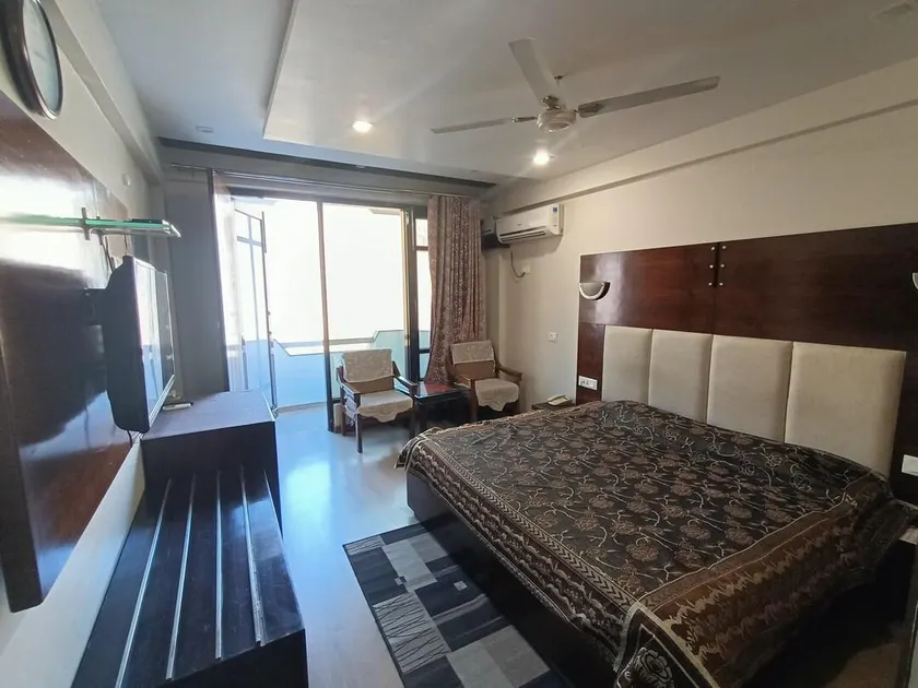 Hotel Dronagiri - Image 1