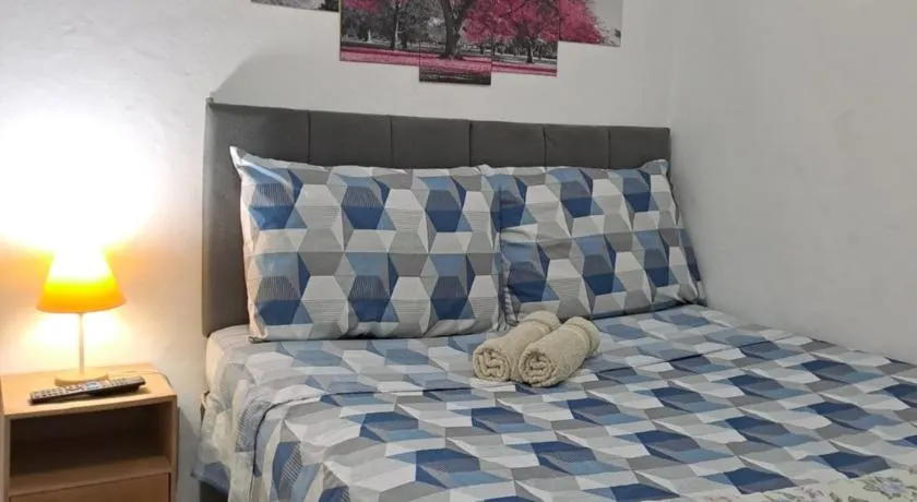 Sobrado Botafogo Guesthouse - Image 1