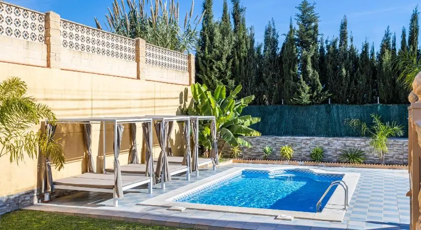 Sun Relax Climatized Pool & Steps to the Beach by Mellow - Image 1