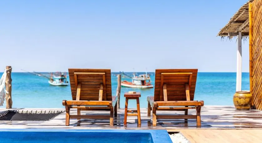 SeaSalt BeachFront Holiday Home, Private pool, 2 Bedroom house - Image 1