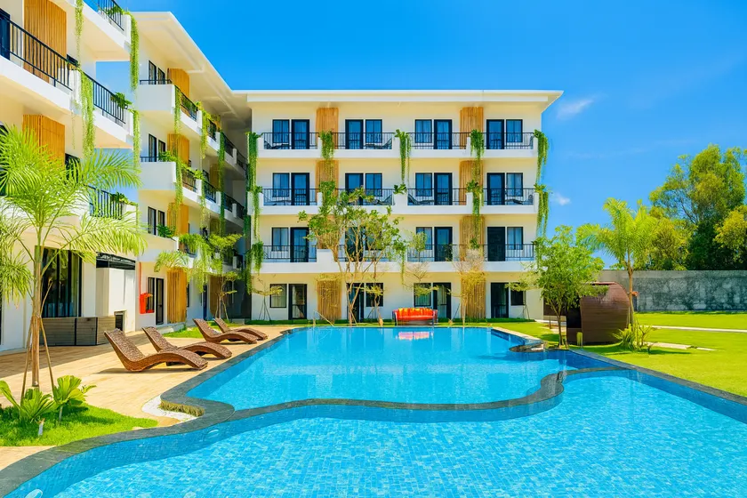 Revery Hotel Siem Reap - Image 1