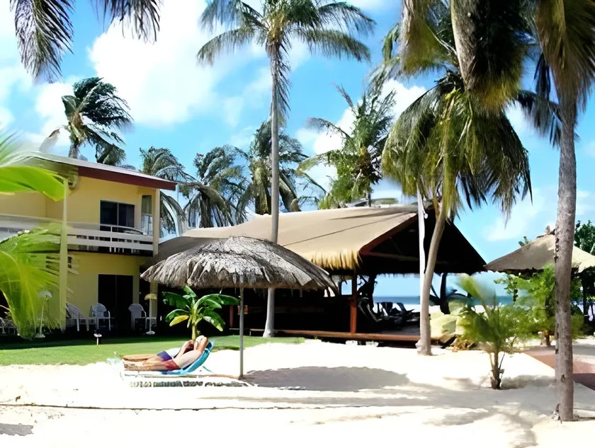 Manchebo Beach Resort and Spa - Image 1