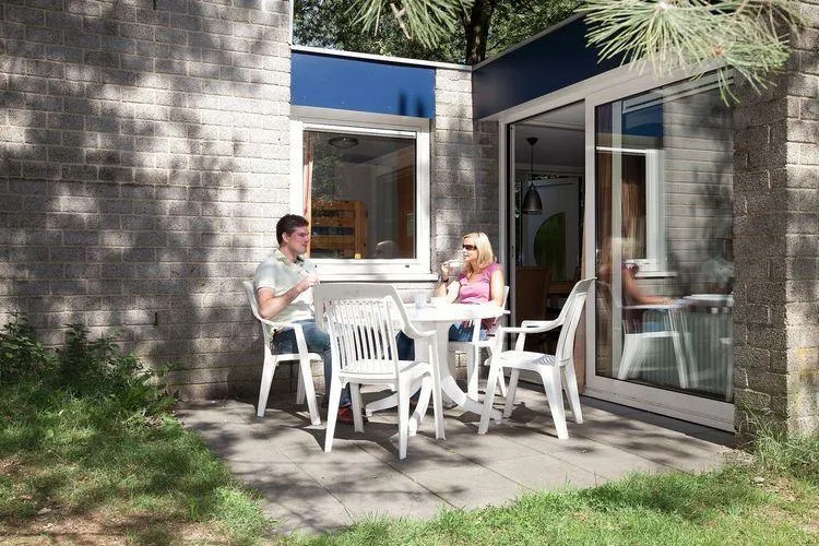 Bungalow avec sauna et jardin - Image 1